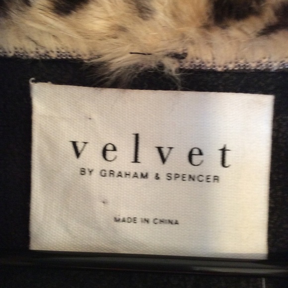 Velvet by Graham&Spencer leopard print vest XS - Picture 5 of 5